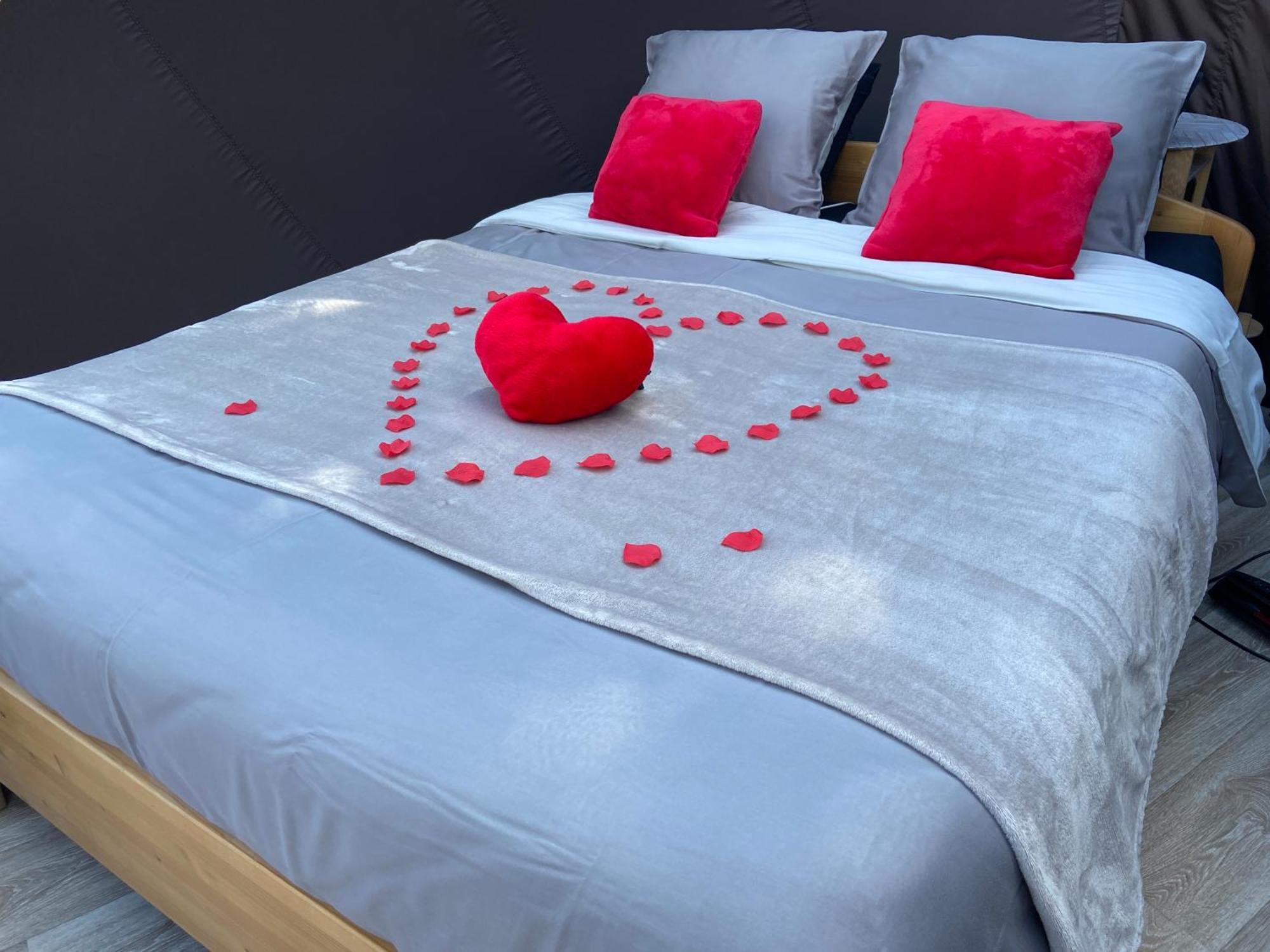 Bed and Breakfast Bulle D Evasion Silly Pres De Pairi Daiza Esterno foto